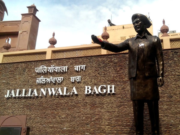 જલિયાવાલા હત્યાકાંડને 100 વર્ષ થયા પૂરા, PMએ શહિદોને આપી શ્રદ્ધાંજલિ